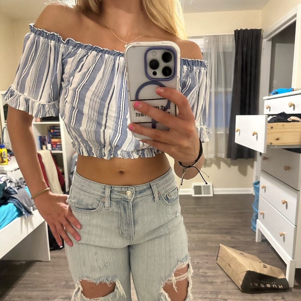 coastal top off the shoulder